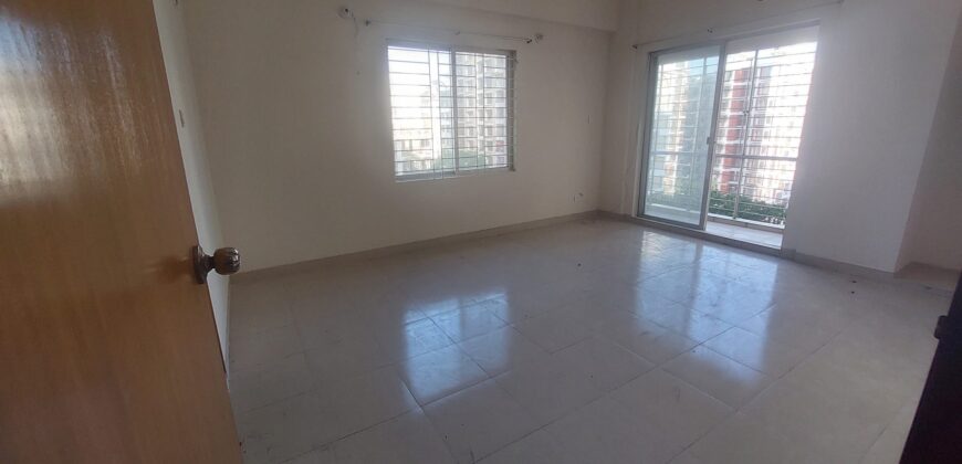 2500 SF 4 bedroom Family Apartment for Rent block b Available from Sept/Oct 2024