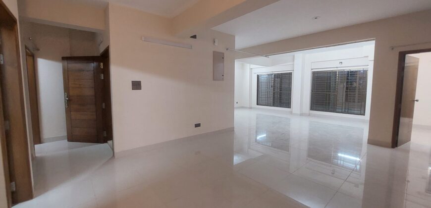 BashundharaRA 2700 sqft 4 bedroom Family Fully New Apartment for Rent Rent 50k service charge 8k