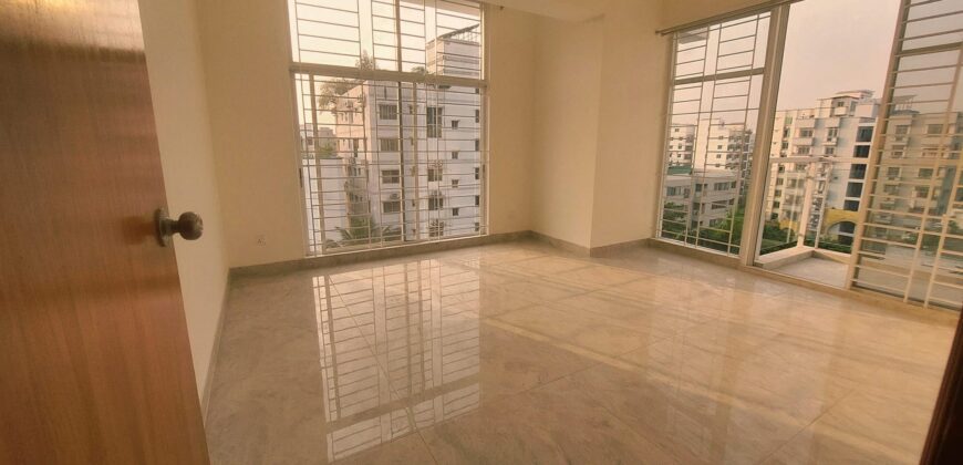 BashundharaRA  sf1850  Bedroom 3 Family Flat For Rent.Lift 5 & 6