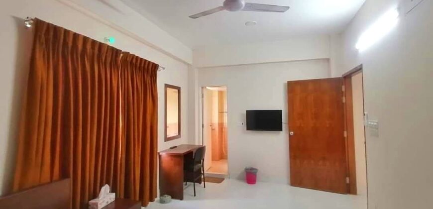 Fully Furnished BashundhaRA  sf1800 Bachelor Job Holder 4 Bed/5 Bath Flat For Rent.From January 2025