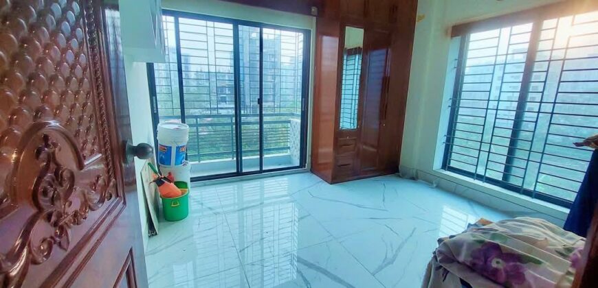 BashundharaRA Block L  3 Bedroom 1600 SF Family Fully New Apartment For Rent.From March 2025