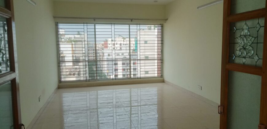 Bashundhara R/A 2250 SF  3 bedroom  Family  Apartment for Rent