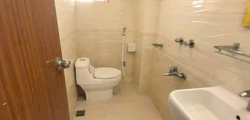 Bashundhara R/A3 Bed rooms Flat For Rent