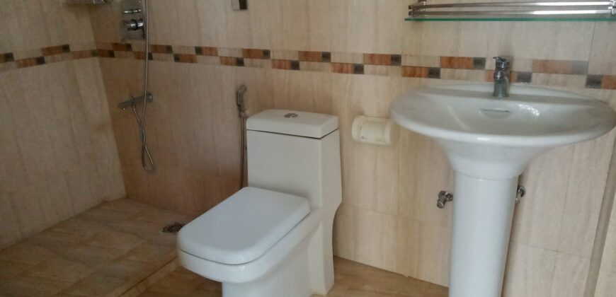 Bashundhara R/A 2250 SF  3 bedroom  Family  Apartment for Rent