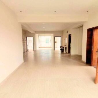 Bashundhara R/A 2000 sqft 3Bed Flat For Rent  block G