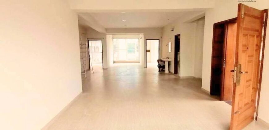 Bashundhara R/A 2000 sqft 3Bed Flat For Rent  block G