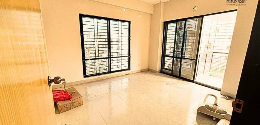 Bashundhara R/A 2000 Sqft 3 Bath Luxury Family Flat For Rent #southfacing