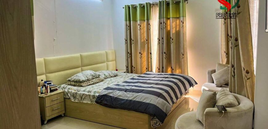 Bahundhara R/A 4 Bedroom/5 Bath Furnished Luxury Apartment For Rent