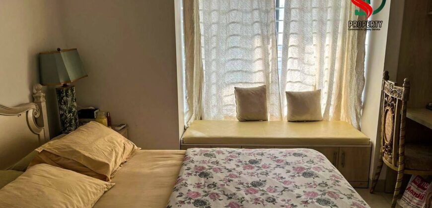 Bahundhara R/A 4 Bedroom/5 Bath Furnished Luxury Apartment For Rent