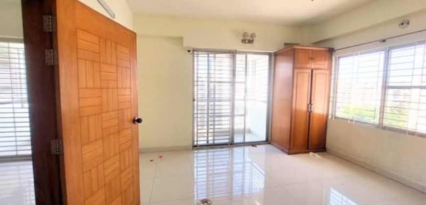 Bashundhara R/A 3 Bedroom Family Luxury Apartment For Rent block A