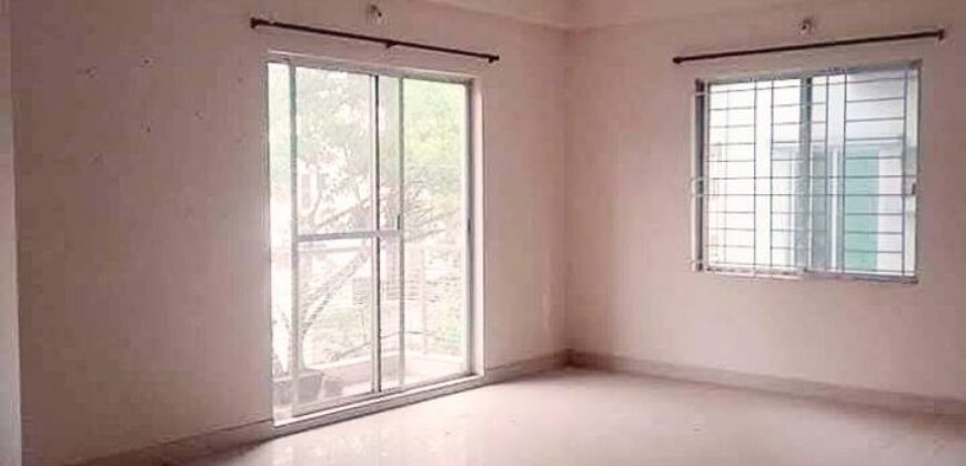 3 bedroom 1500 Sqft Family Southfacing Apartment for Rent BashundharaRA block g