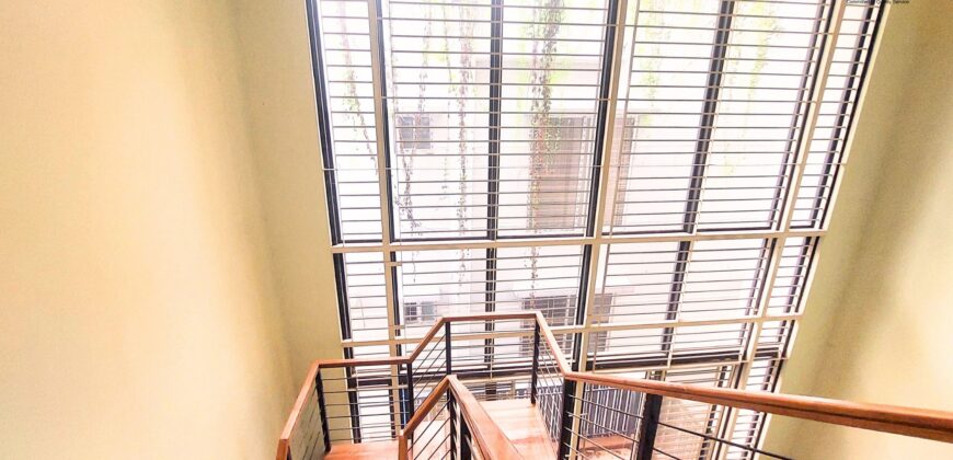 Duplex 4 bedroom Fully New  Flat  For Rent  BashundharaRA block F