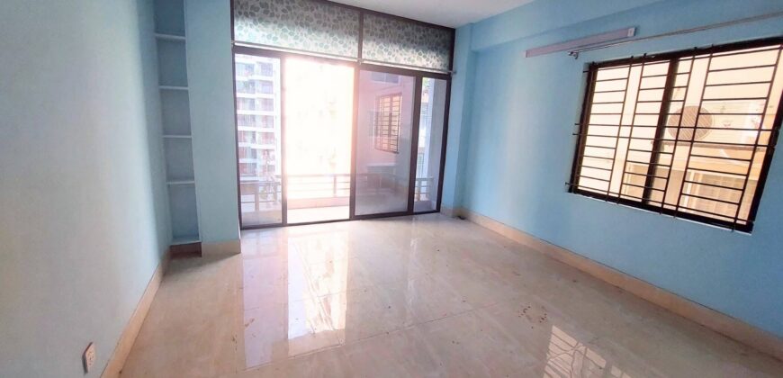 4 Bedroom 2250 Sqft Family Flat for Rent – BashundharaR/a  Block i