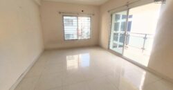 2000 SQFT | 3 BEDROOM CORNER APARTMENT (4TH FLOOR) FOR SALE.BASHUNDHARA R/A BLOCK C