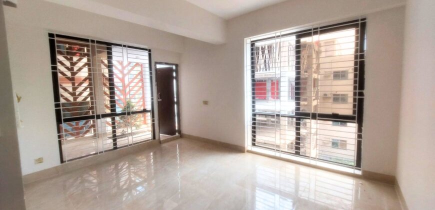 4 BEDROOM | 2250 SQFT SOUTH FACING NEW FAMILY APARTMENT Bashundhara R/A, Block G