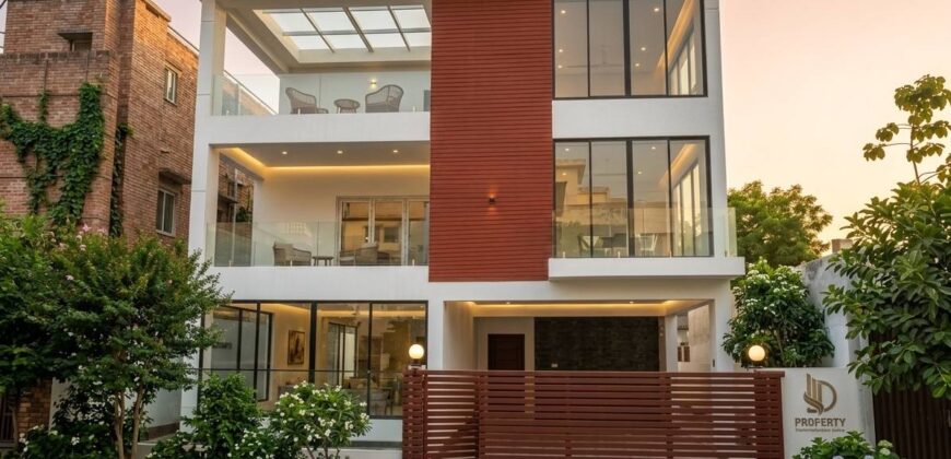 45000 SQFT LUXURY TRIPLEX FULL BUILDING FOR RENT | NIKUNJA-01,Suitable  for Office / Foreigners / Family