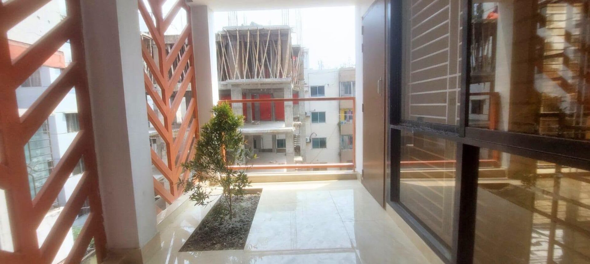 4 BEDROOM | 2250 SQFT SOUTH FACING NEW FAMILY APARTMENT Bashundhara R/A, Block G