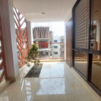 4 BEDROOM | 2250 SQFT SOUTH FACING NEW FAMILY APARTMENT Bashundhara R/A, Block G